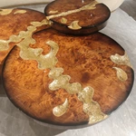 Luxury Nesting Coffee Table Set with Natural Burl Wood Veneer and Hammered Metal Detailing